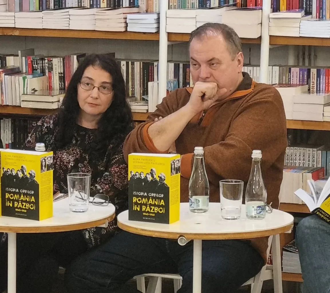 România oscilează „între Uniunea Europeană şi Statele Unite, cu ruşii la poartă”