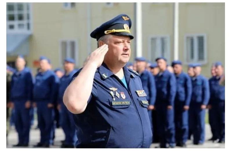 Comandantul diviziei de bombardiere nucleare a Rusiei