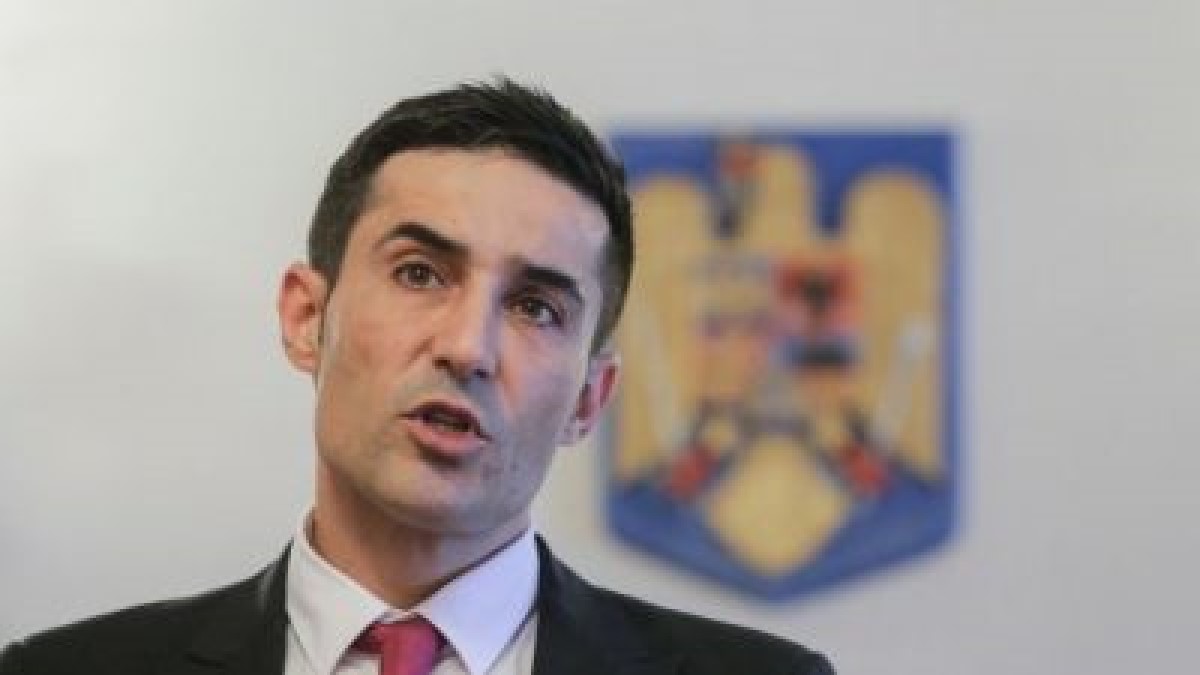 Scenariul alegerilor anticipate, tot mai discutat la București